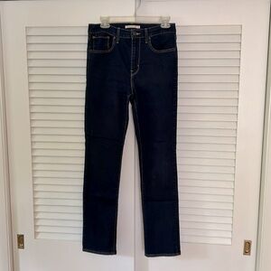 Levi’s 724 High Rise Straight Jeans